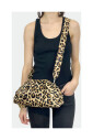 sac-bandouliere-leopard-en-cuir