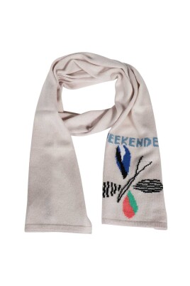 luxury-cashmere-scarf-with-front-logo