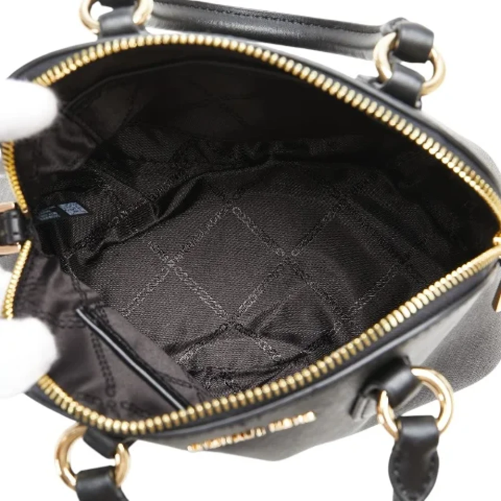 Michael Kors Pre-owned Canvas handbags Black Dames