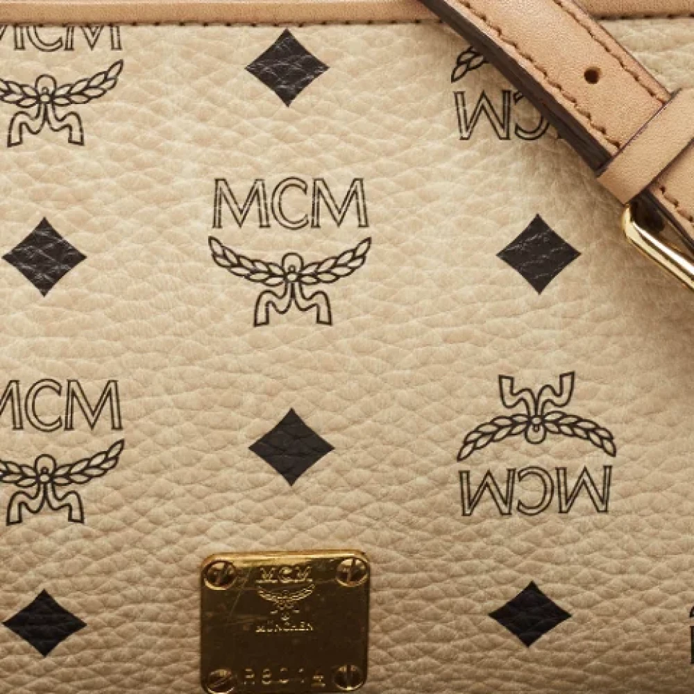 MCM Pre-owned Leather shoulder-bags Beige Dames