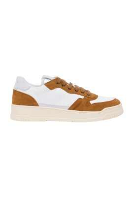 white-leather-sneakers-assist