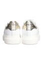 chaussures-plates-blanches-baskets-basses