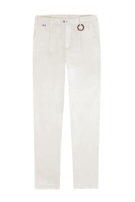 white-cotton-trousers-with-suede-patch