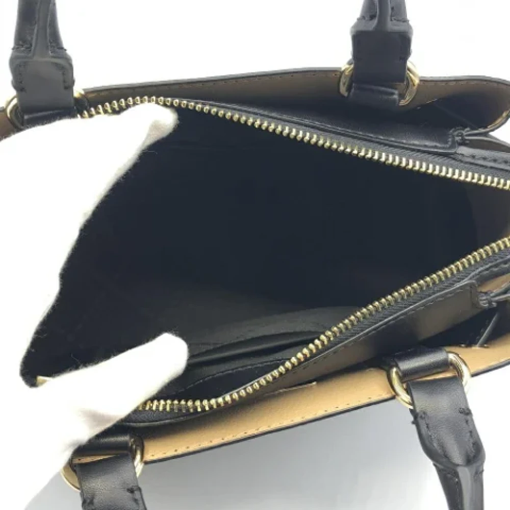 Michael Kors Pre-owned Leather handbags Black Dames