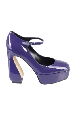 Elegant Patent Leather Shoes