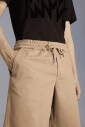 lichtbruine-gabardine-shorts