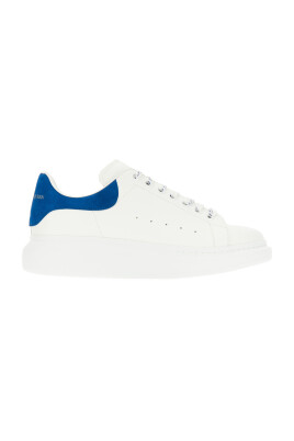 stylish-sneakers-for-a-trendy-look