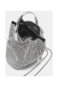 sac-a-pompe-couvert-de-strass