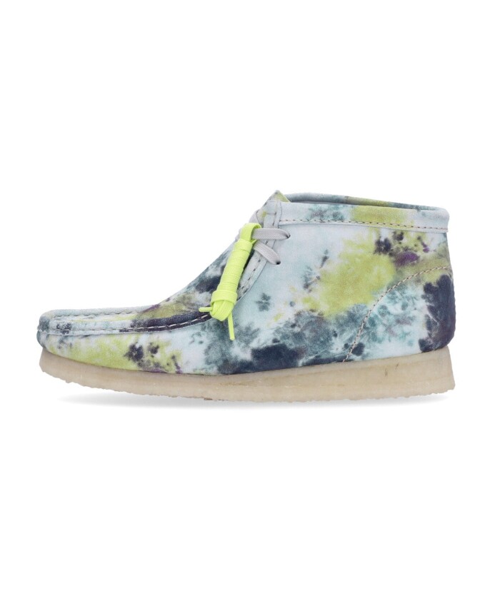 turquoise-tie-dye-wallabee-boot