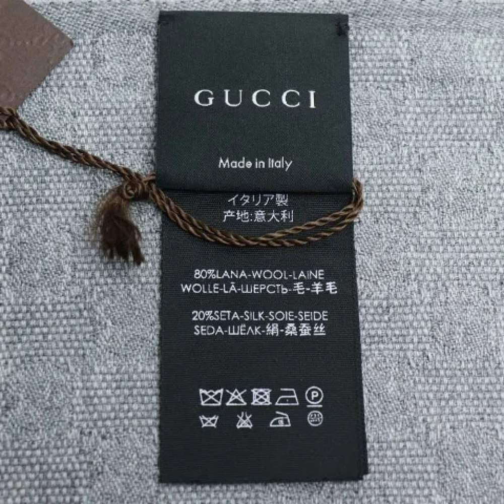 Gucci Vintage Pre-owned Wool scarves Gray Dames