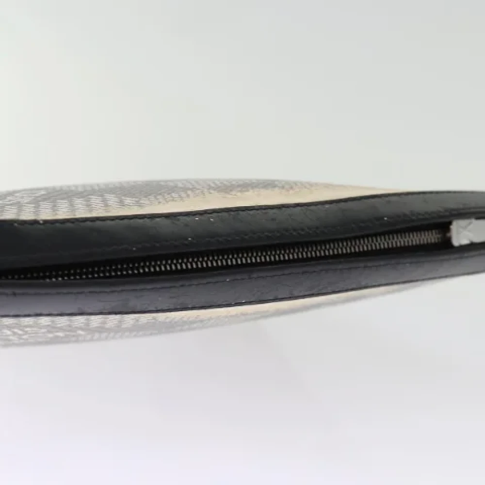 Louis Vuitton Vintage Pre-owned Canvas clutches Gray Dames