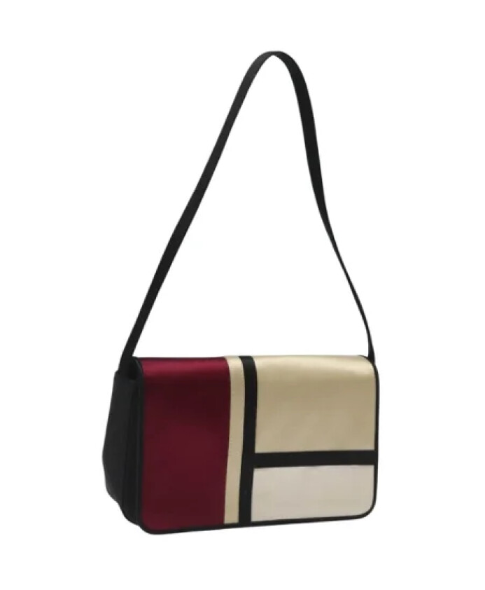 pre-owned-satin-sacs-main