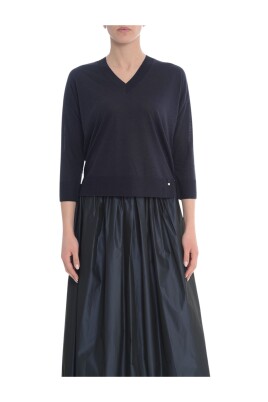 v-neck-jersey-top
