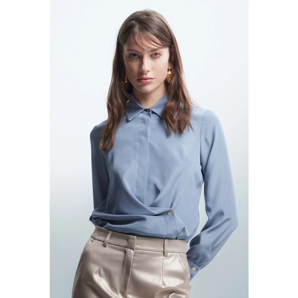 Kocca Lange mouwen shirt met asymmetrisch design Blue Dames