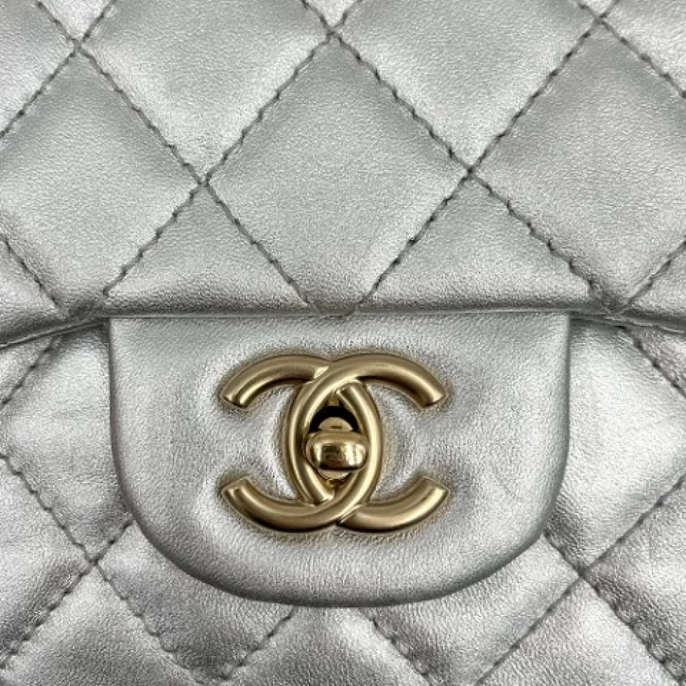 Chanel Vintage Pre-owned Leather chanel-bags Gray Dames