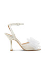 blushing-bow-100-sandal