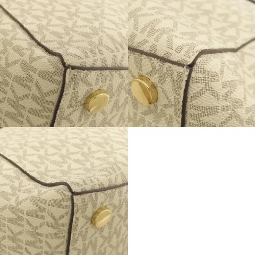 Michael Kors Pre-owned Canvas totes Beige Dames