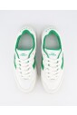 sneaker-blanc-vert-modele-elegant