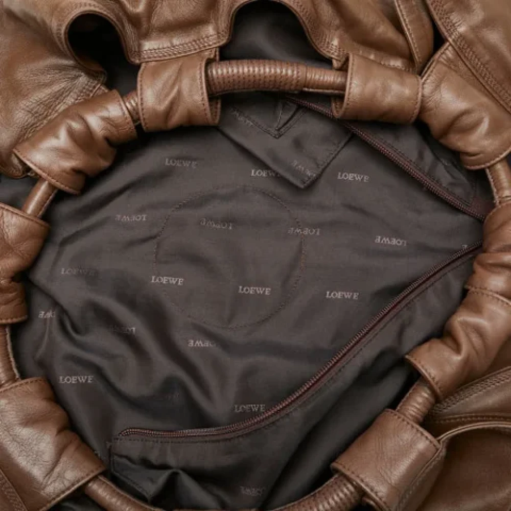 Loewe Pre-owned Leather handbags Brown Dames