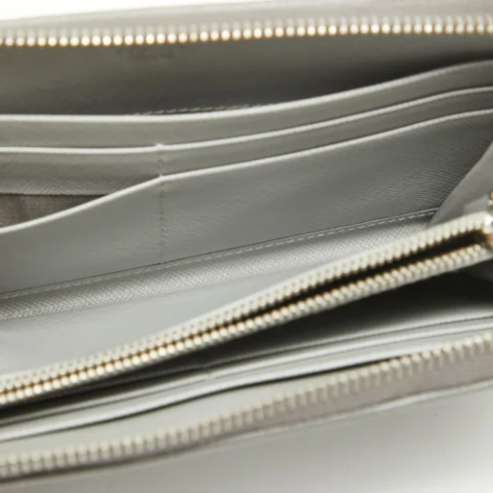 Prada Vintage Pre-owned Leather wallets Gray Dames