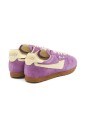 baskets-en-daim-violet-en-cuir