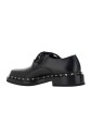 chaussures-derby-noires-a-lacets-et-clous