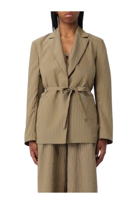 blazer-a-rayures-avec-ceinture