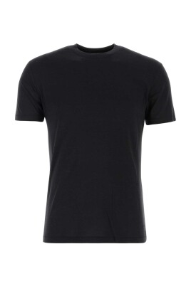stylish-t-shirts-for-men-and-women