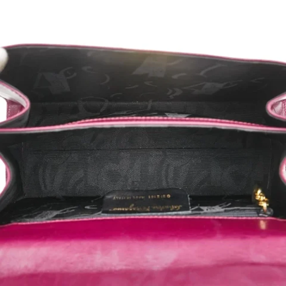 Salvatore Ferragamo Pre-owned Leather handbags Purple Dames