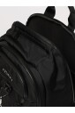sac-a-dos-en-cuir-noir-avec-plusieurs-compartiments