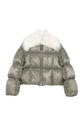 doudoune-taupe-pour-la-saison-hivernale