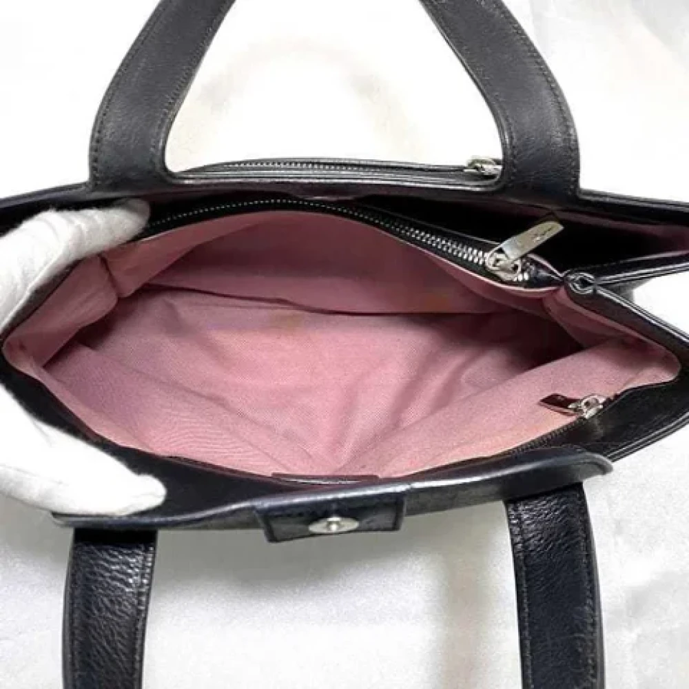 Salvatore Ferragamo Pre-owned Leather handbags Black Dames