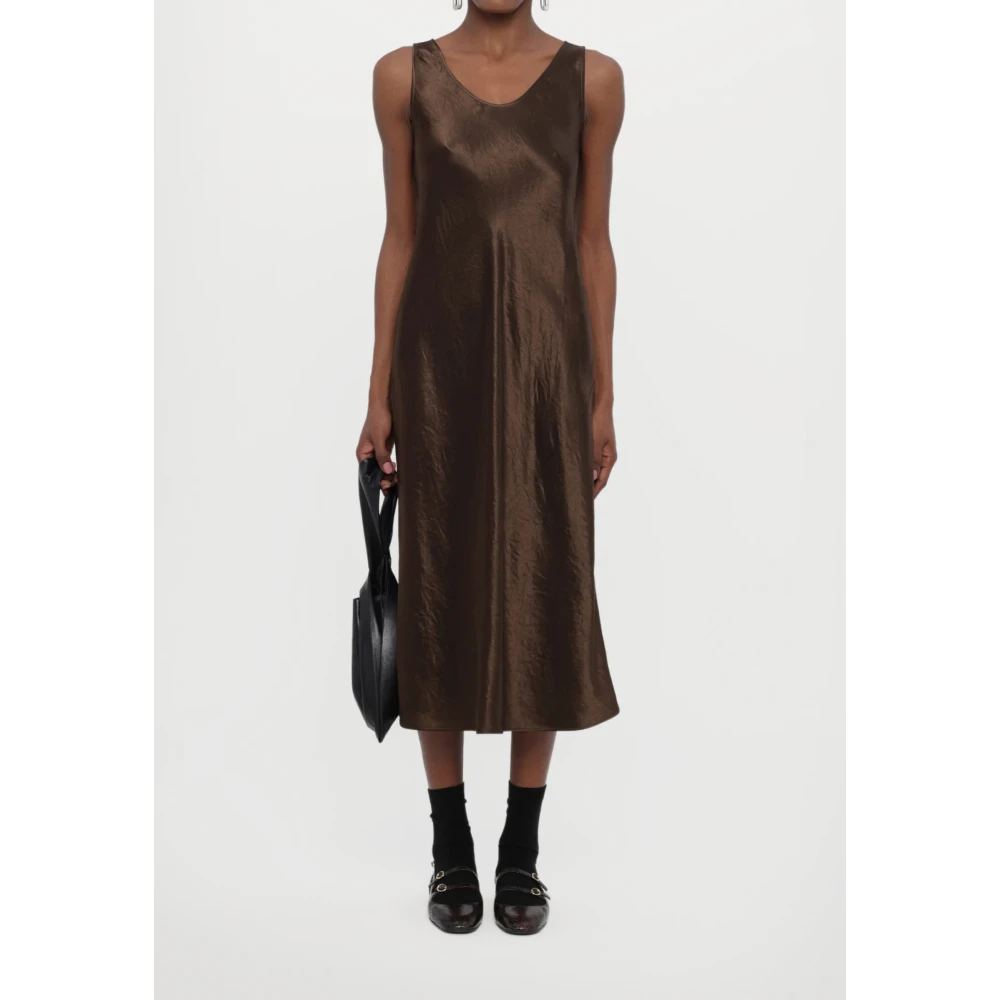 Max Mara Bruine Satijnen Lange Jurk met Wijde Halslijn Brown Dames