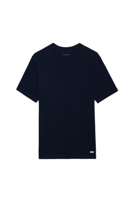 stilren-t-shirt-for-en-trendig-look