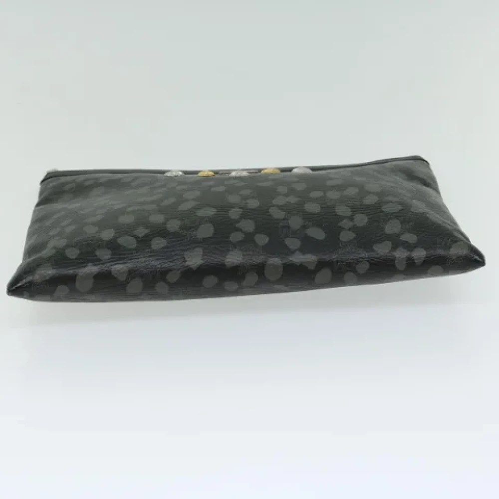 MCM Pre-owned Leather clutches Black Dames