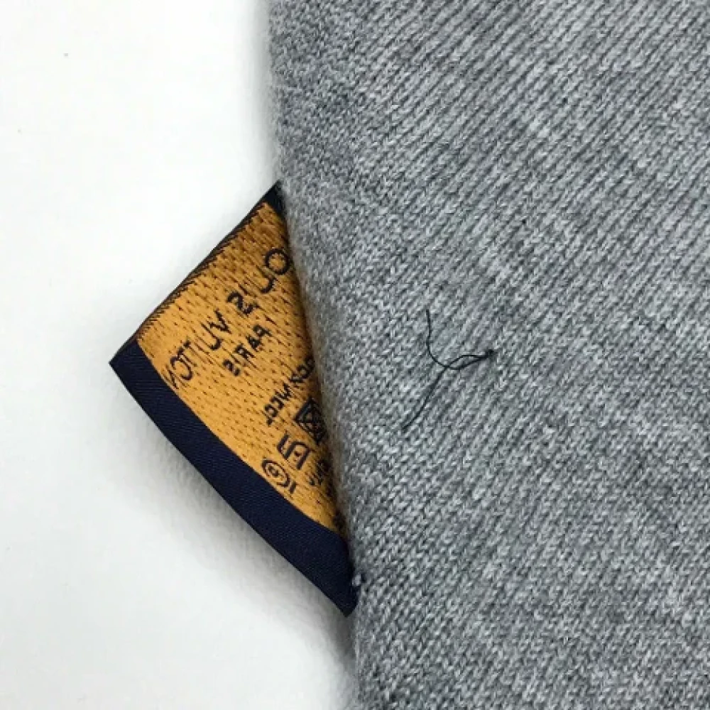 Louis Vuitton Vintage Pre-owned Wool scarves Blue Dames