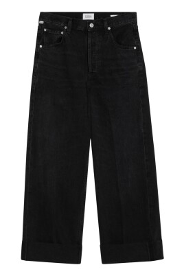regular-fit-denim-jeans