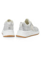 sneaker-de-course-en-cristal