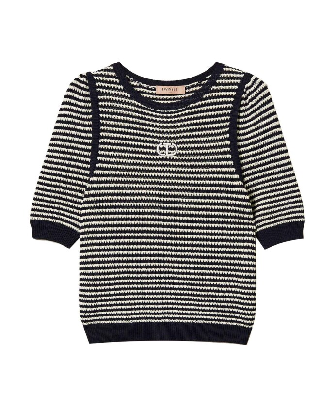 navy-blue-white-sweater