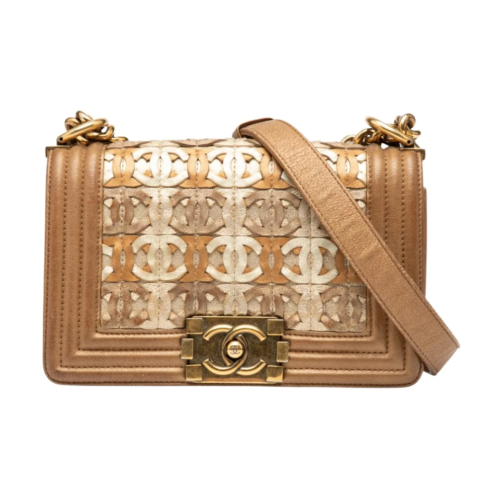 Chanel Vintage Women's Brown Pre-Owned Embossed Flap Bag