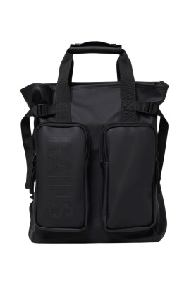 minimalist-backpack-with-pockets