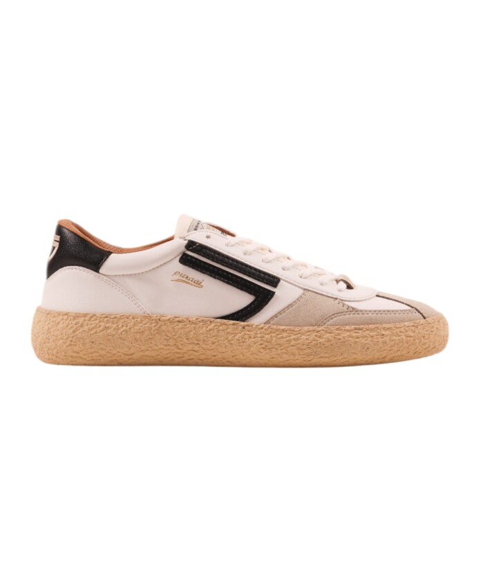 classic-white-sneakers