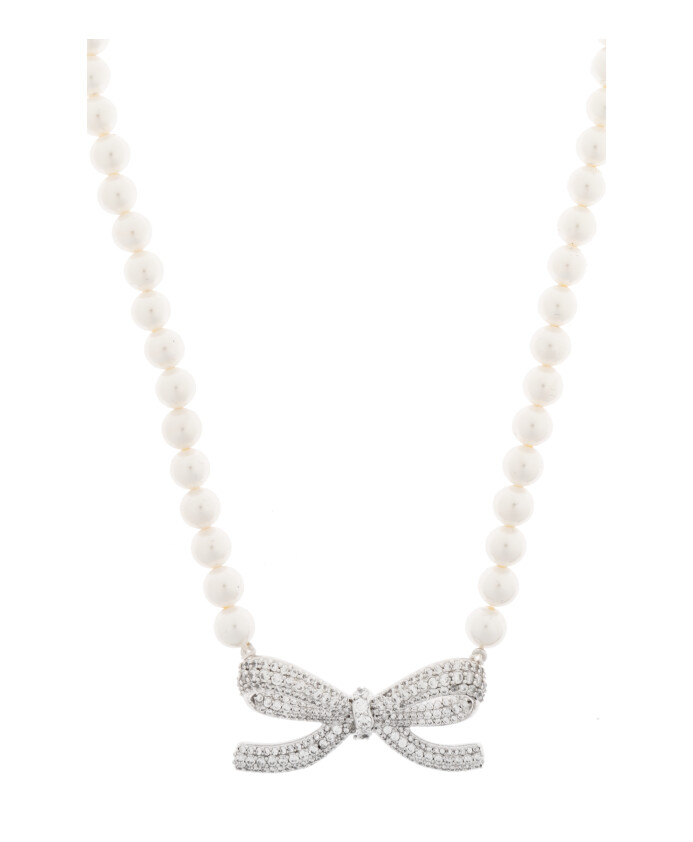 collier-avec-cristaux-scintillants