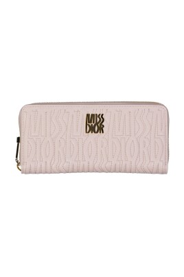 leather-wallet-with-cannage-stitching