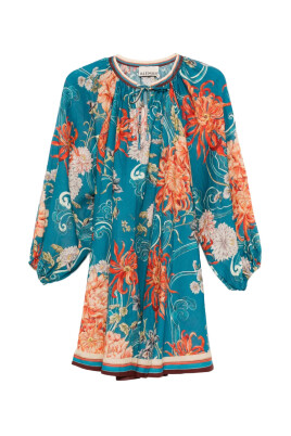 robe-mini-bleue-a-imprime-floral