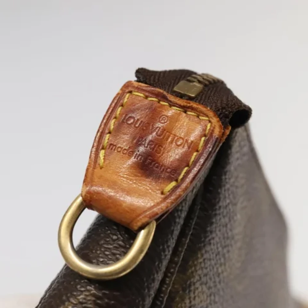 Louis Vuitton Vintage Pre-owned Canvas pouches Brown Dames