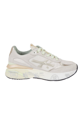 sneakers-en-daim-perfore-avec-detail-en-cuir