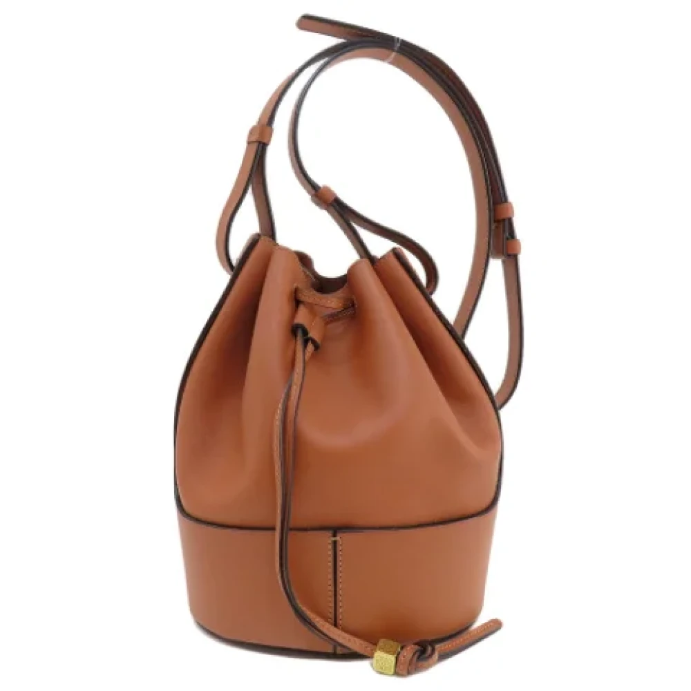 Loewe Pre-owned Leather shoulder-bags Brown Dames