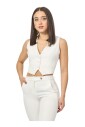 veste-blanche-ajustee-avec-large-encolure