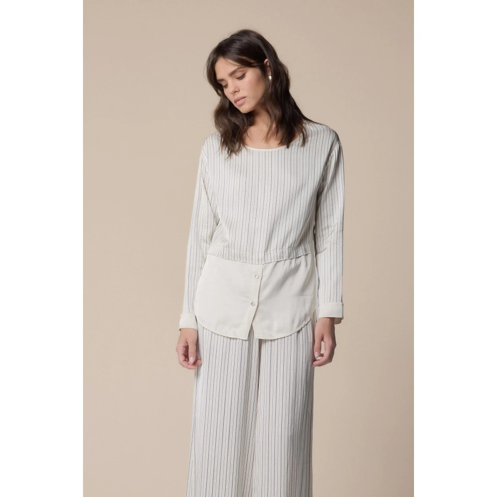 Kocca Stijlvolle Blouses voor Vrouwen Beige Dames